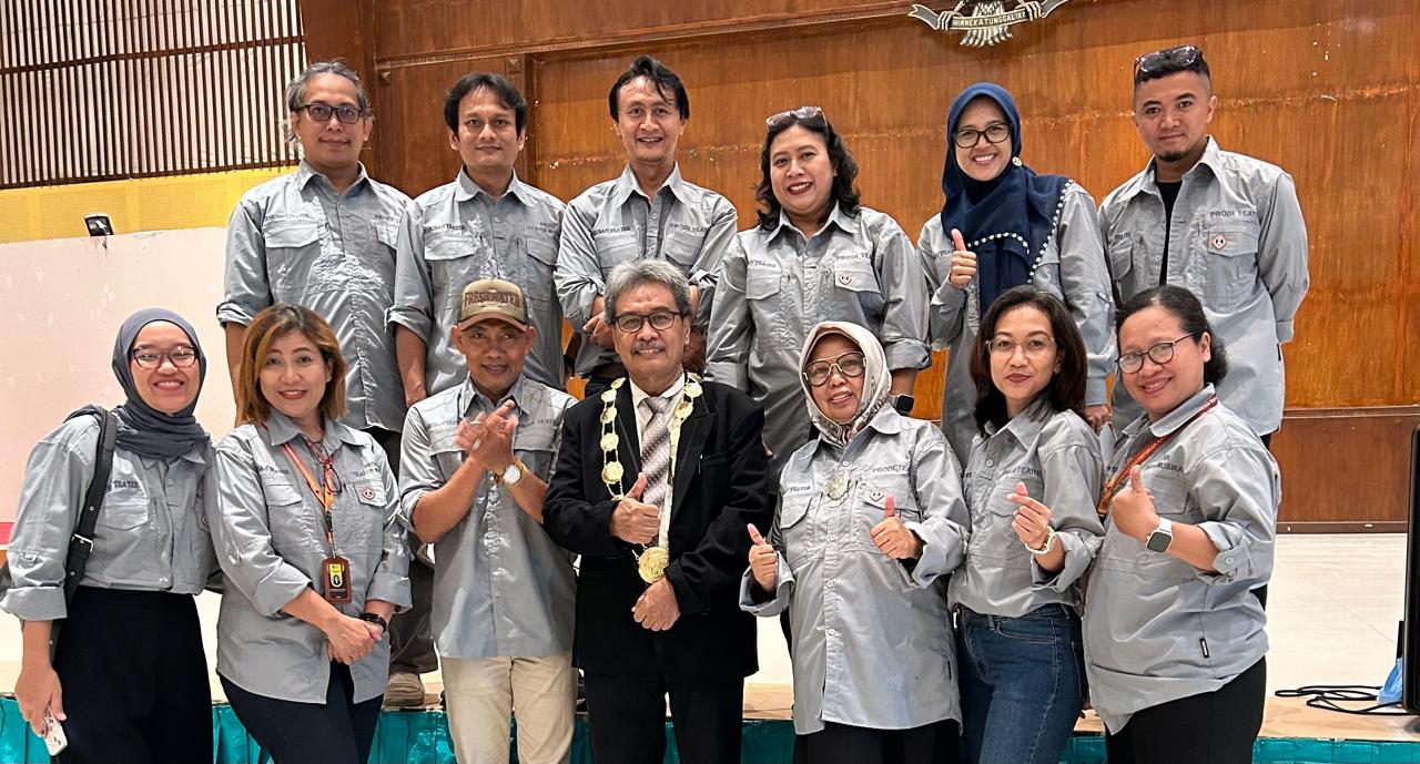 Pengukuhan Guru Besar Semiotika Teater Prof.Dr.Drs. Nur Sahid, M.Hum.